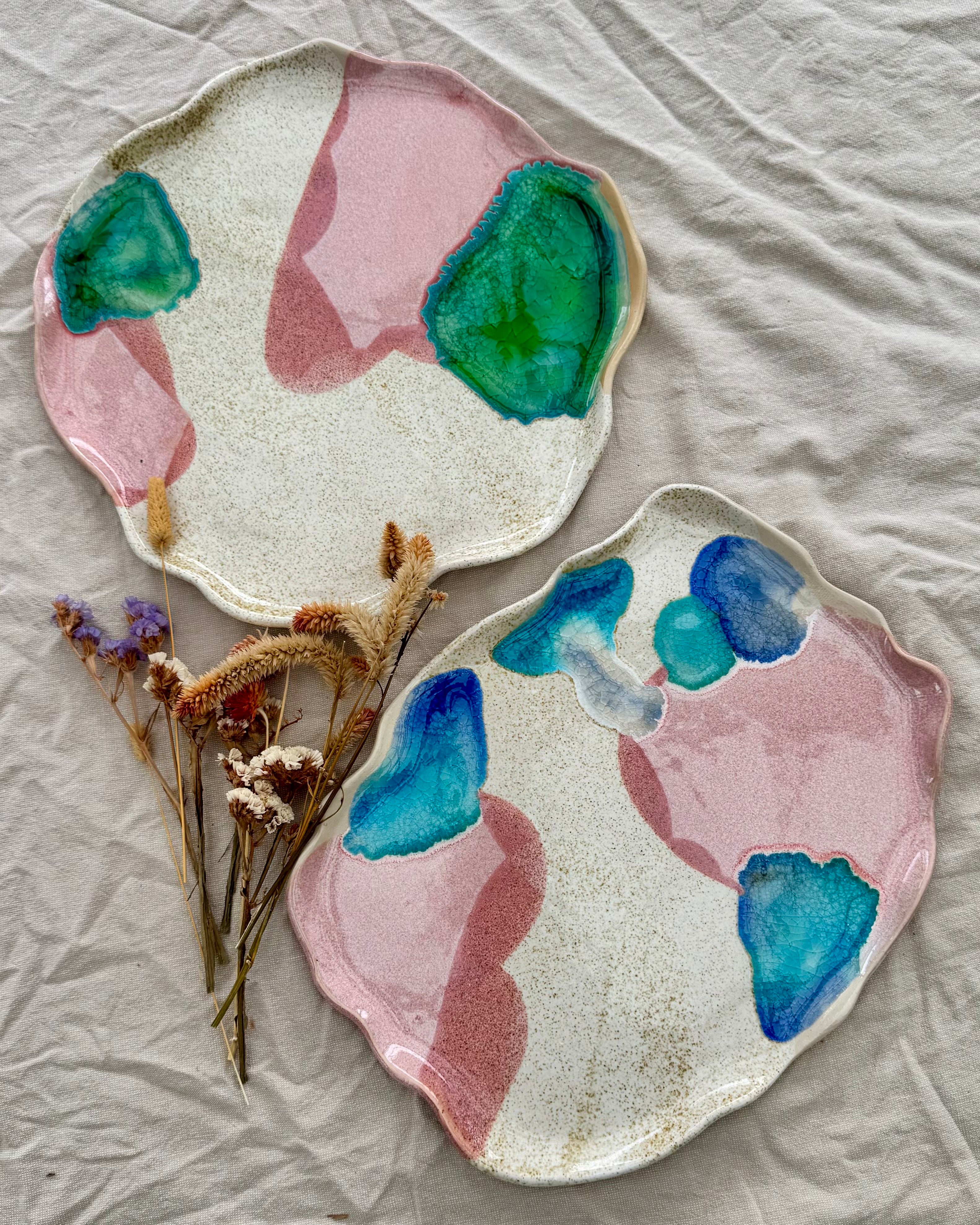Flowy Platter Green and Pink
