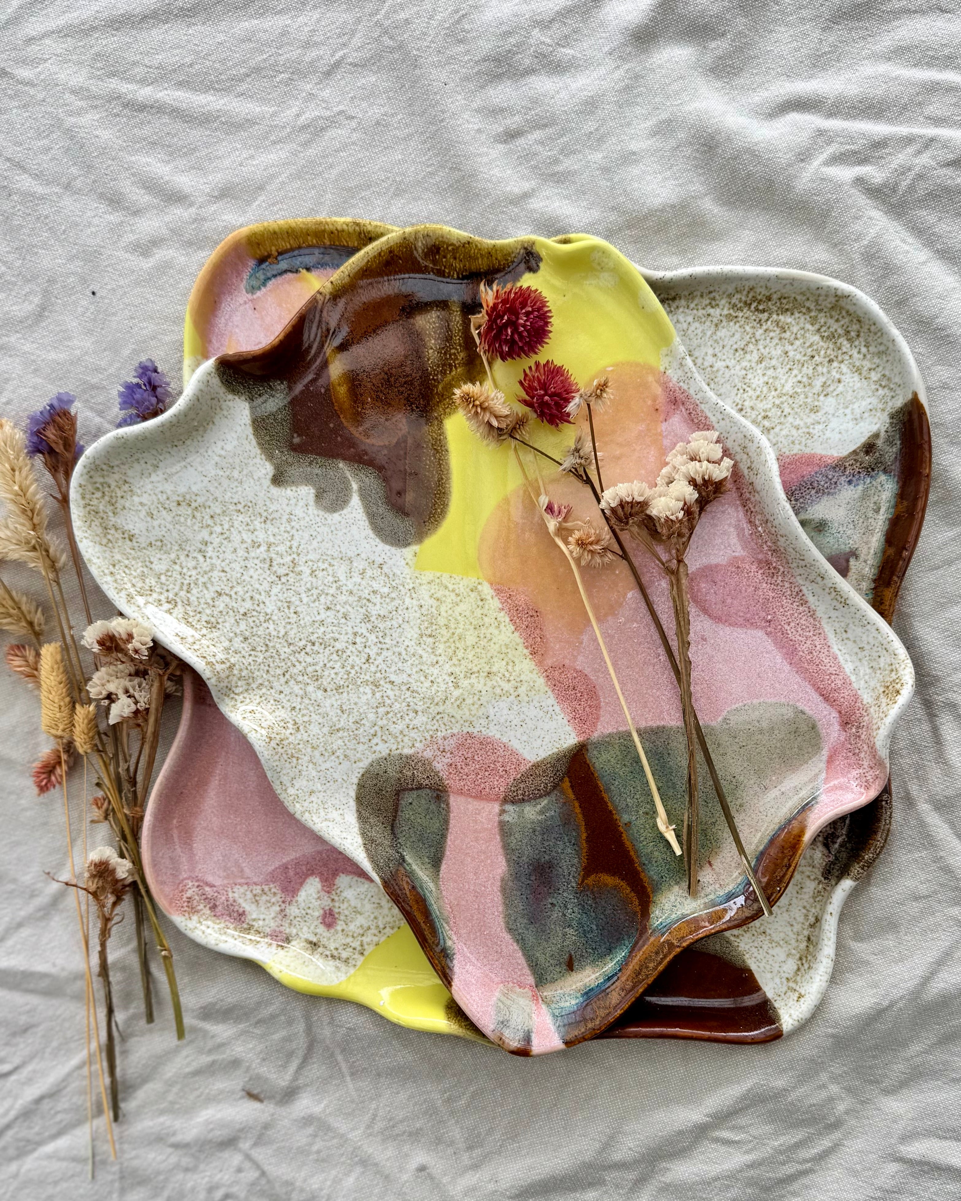 Flowy Platter Wildflower