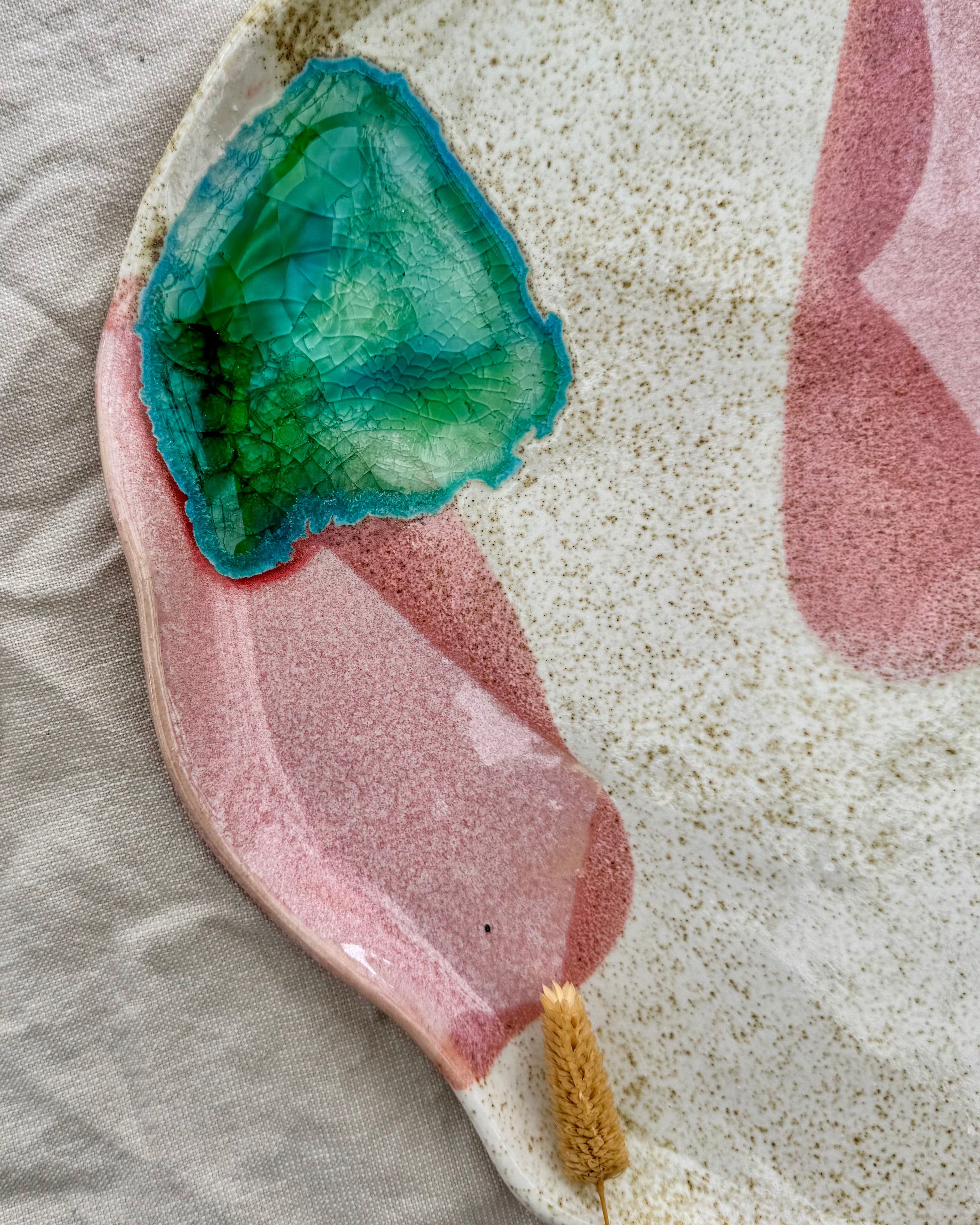 Flowy Platter Green and Pink