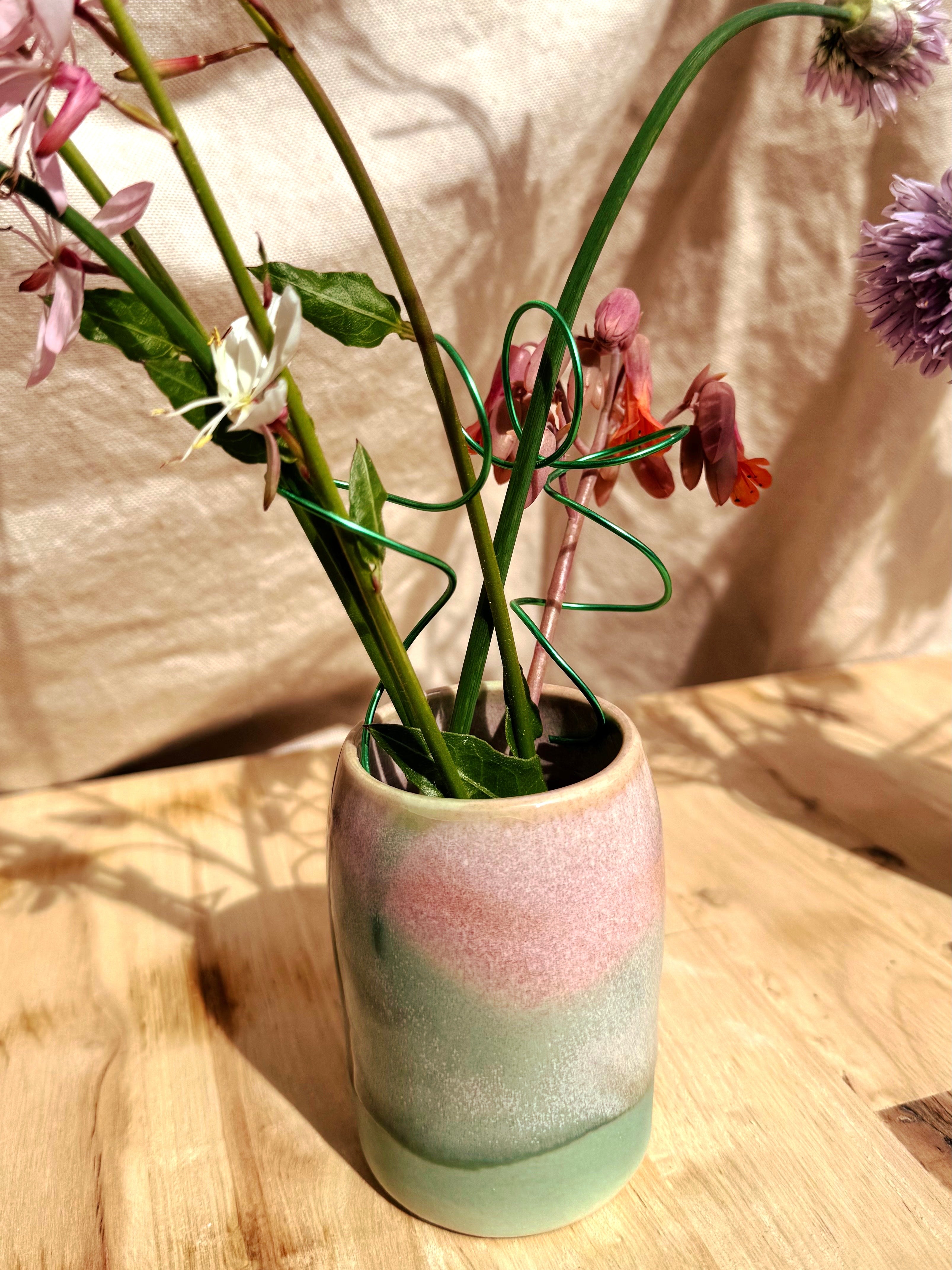 Petite Vase with Spiral Arrangement Holder Flora